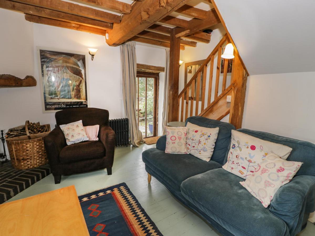Villa Beudy Dolpebyll Llangadfan Esterno foto