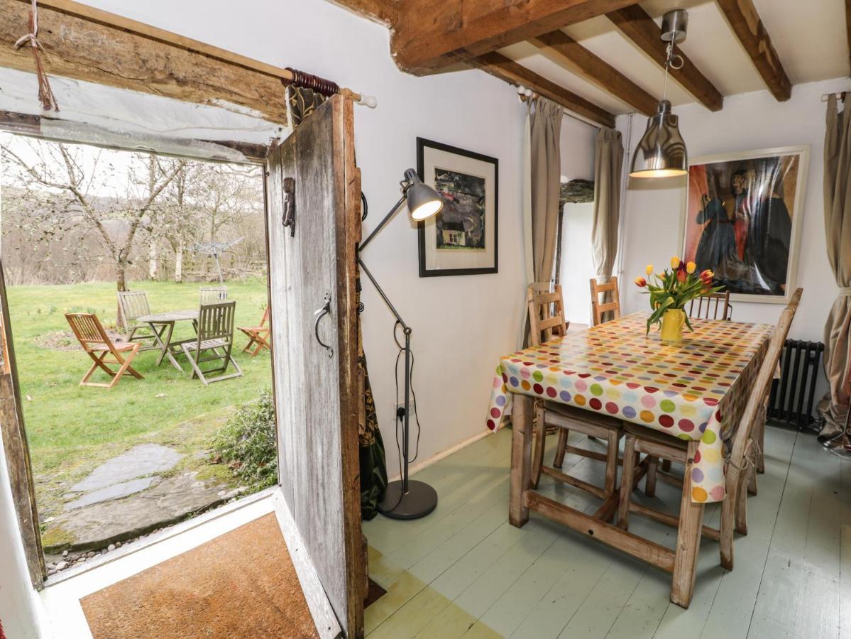 Villa Beudy Dolpebyll Llangadfan Esterno foto