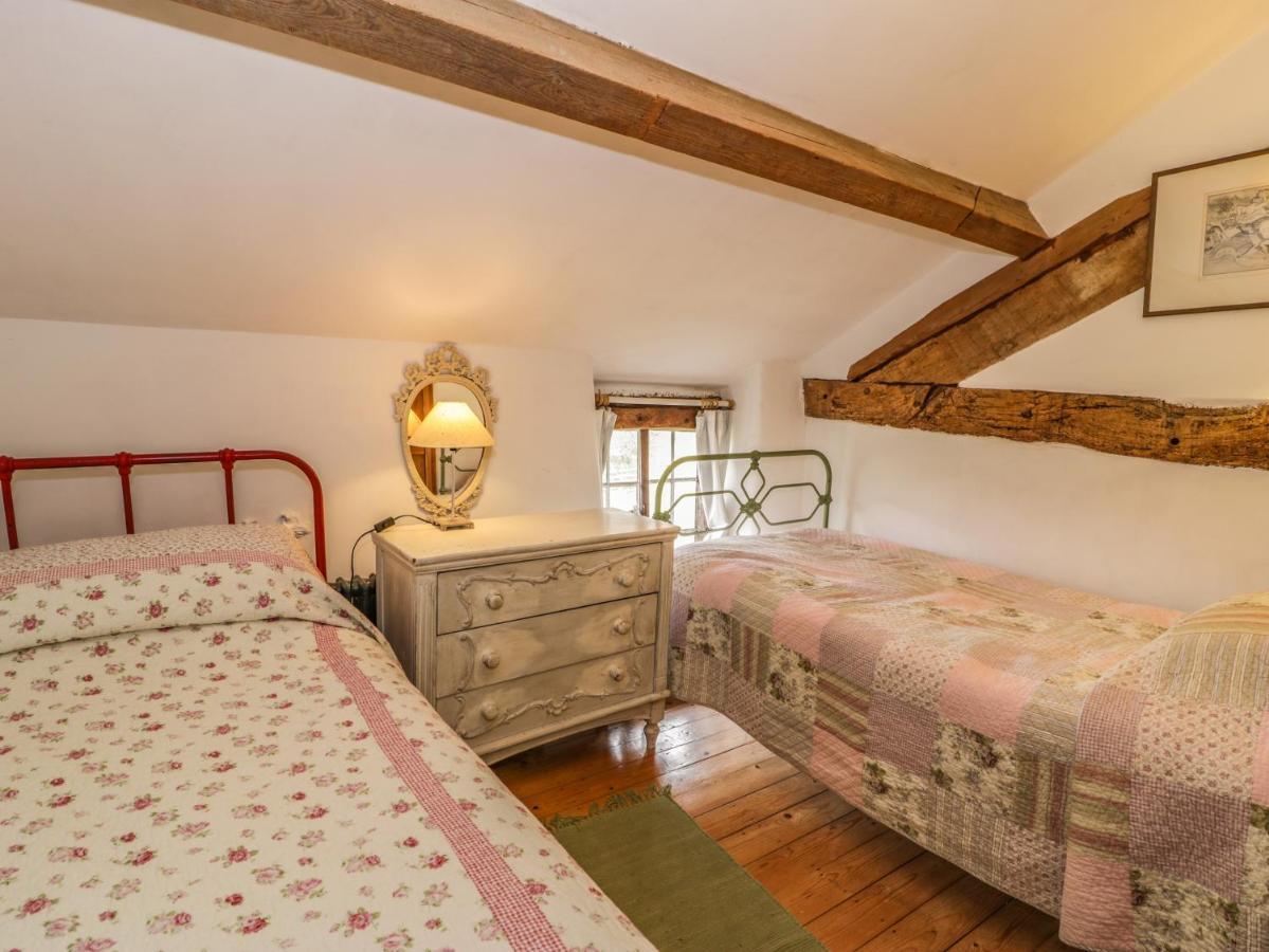 Villa Beudy Dolpebyll Llangadfan Esterno foto