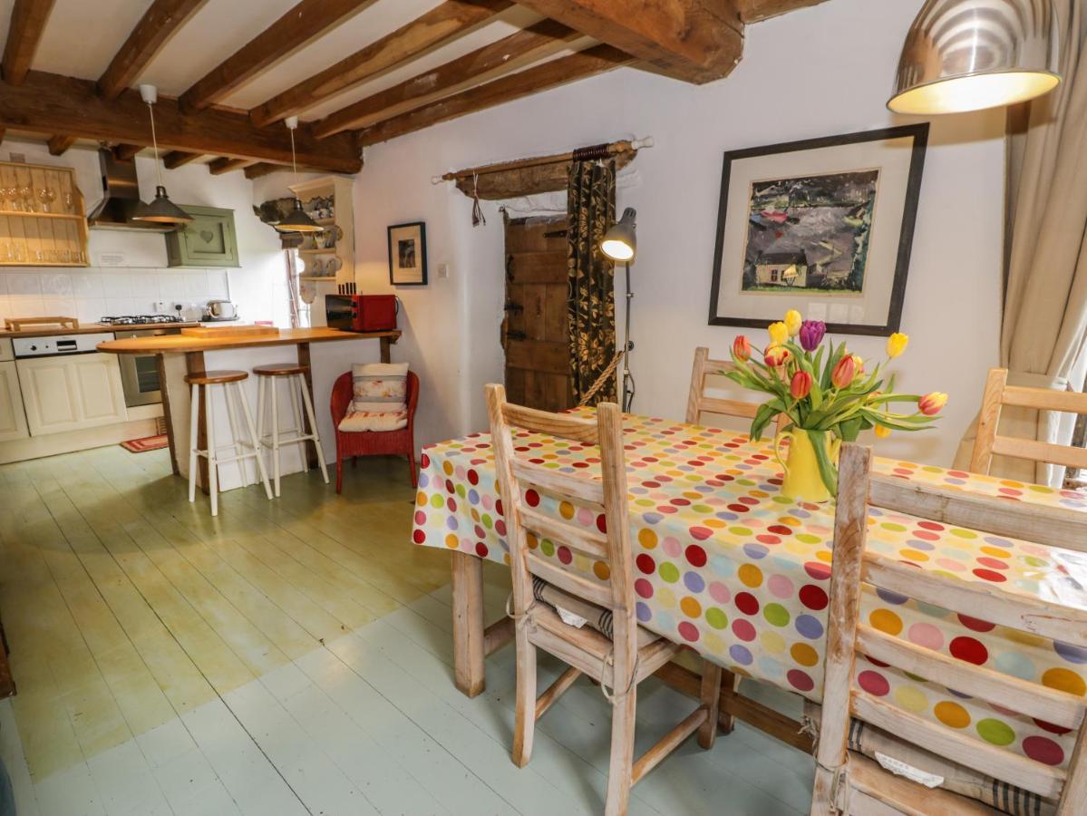 Villa Beudy Dolpebyll Llangadfan Esterno foto