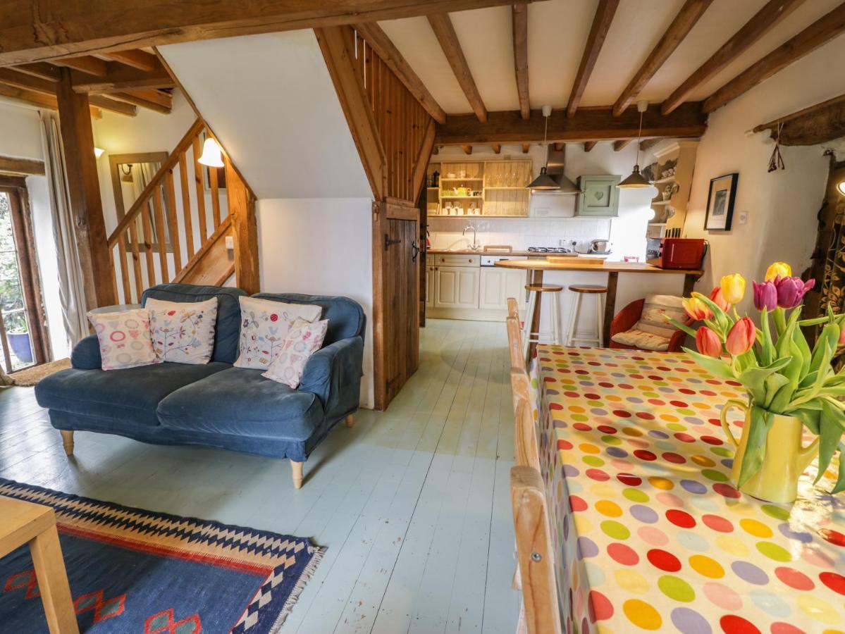 Villa Beudy Dolpebyll Llangadfan Esterno foto