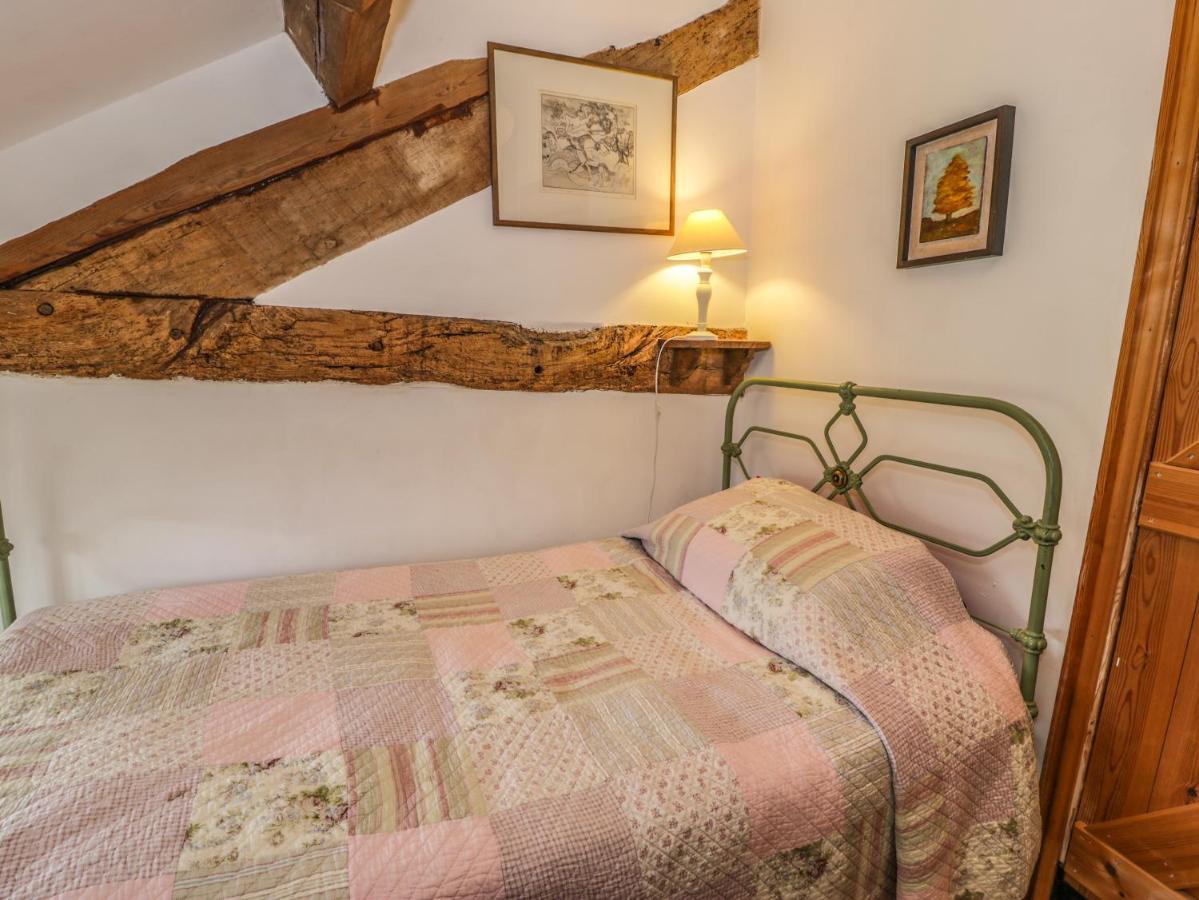 Villa Beudy Dolpebyll Llangadfan Esterno foto